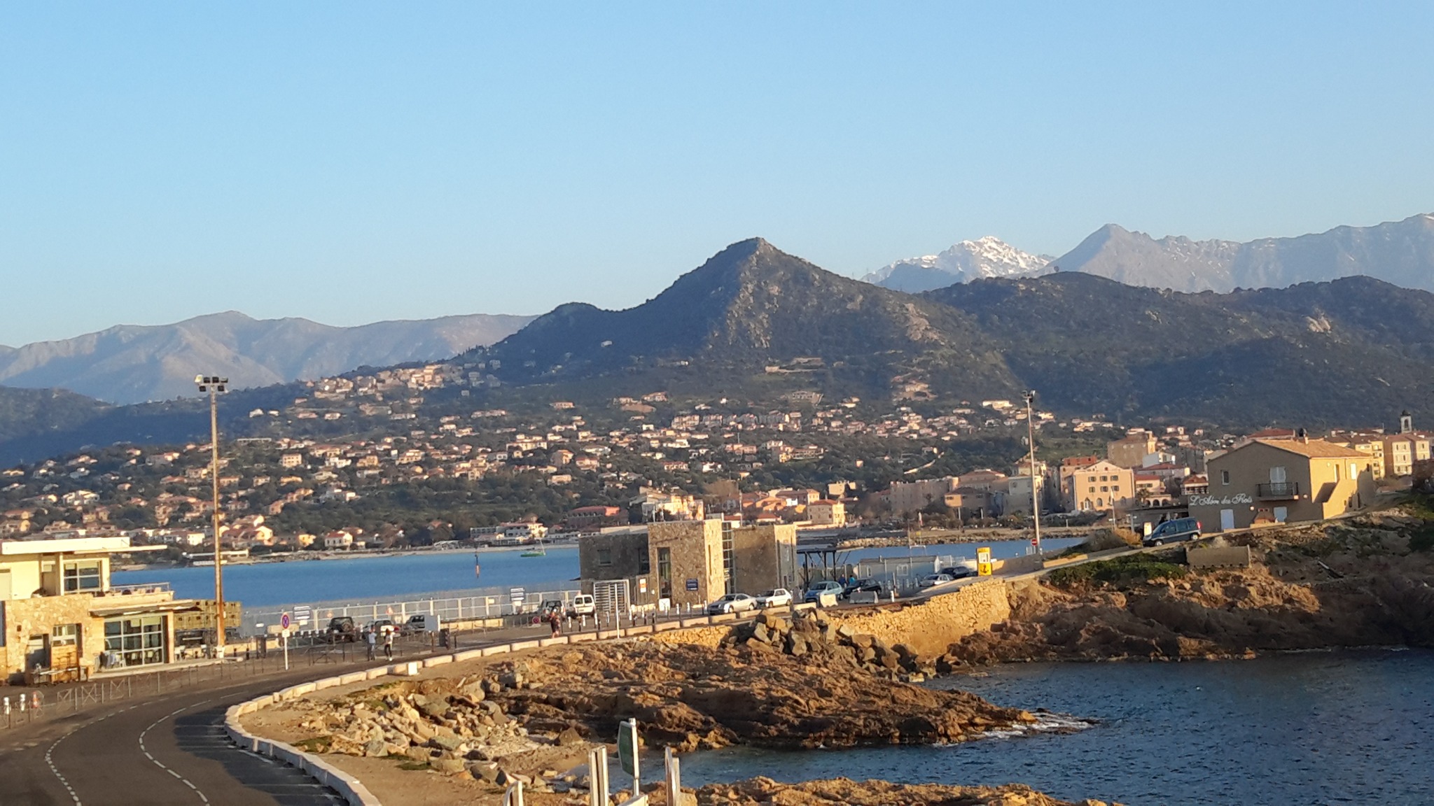 La mer et les montagnes